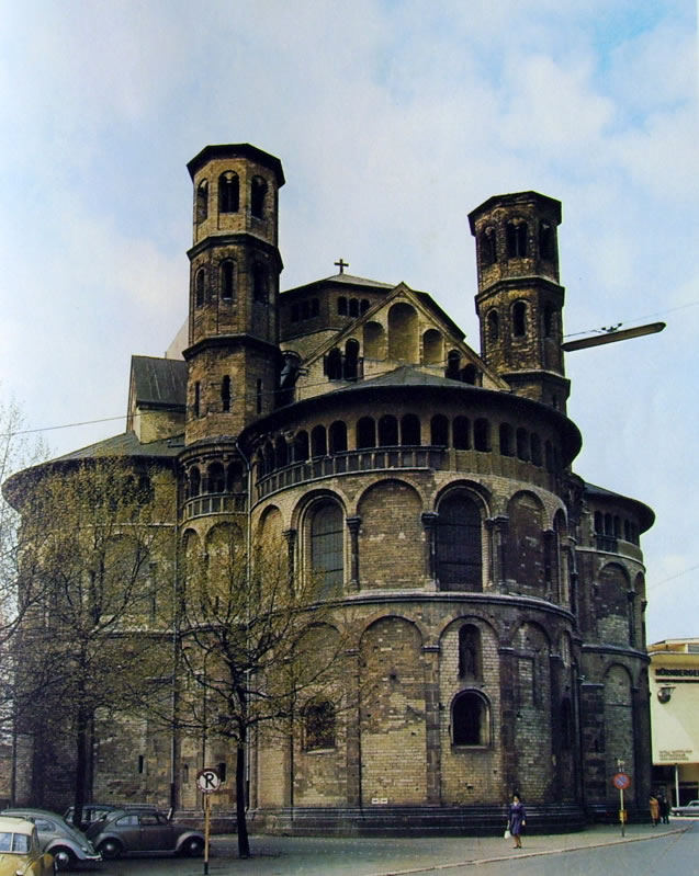 Basilica dei Santi Apostoli di Colonia - Kirche St. Apostein di Koin