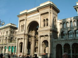 Ingresso della Galleria Vittorio Emanuele ll