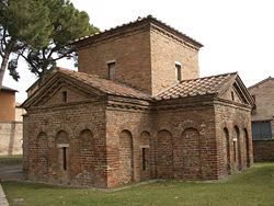 Mausoleo di Galla Placida (foto Wikipedia)