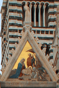 Cuspide destra facciata superiore duomo di Siena